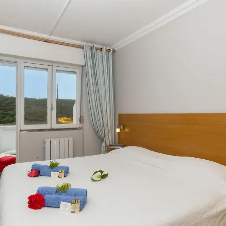 Apartment Sintra Sol * Colares